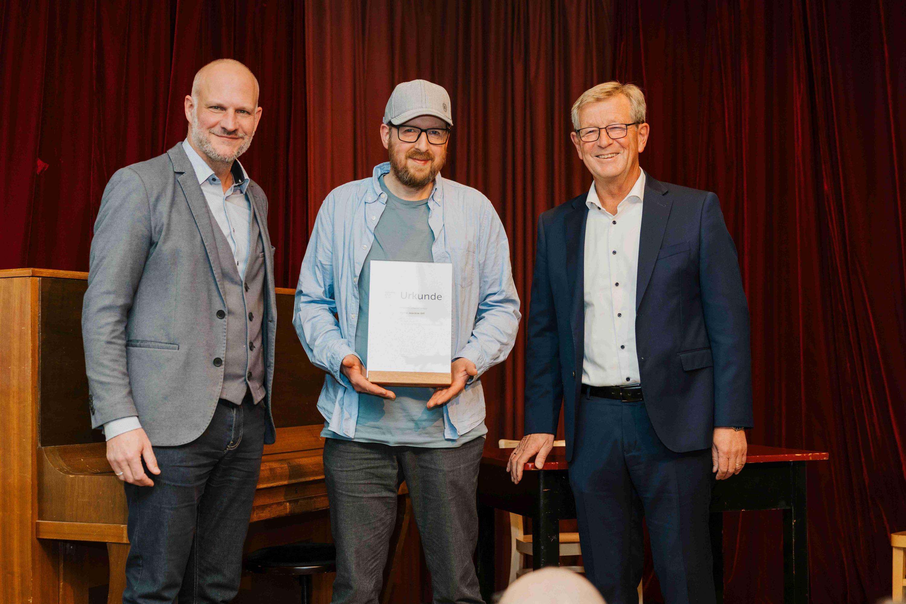 Leider haben wir keinen Alternativtext zu diesem Bild, aber wir arbeiten daran.