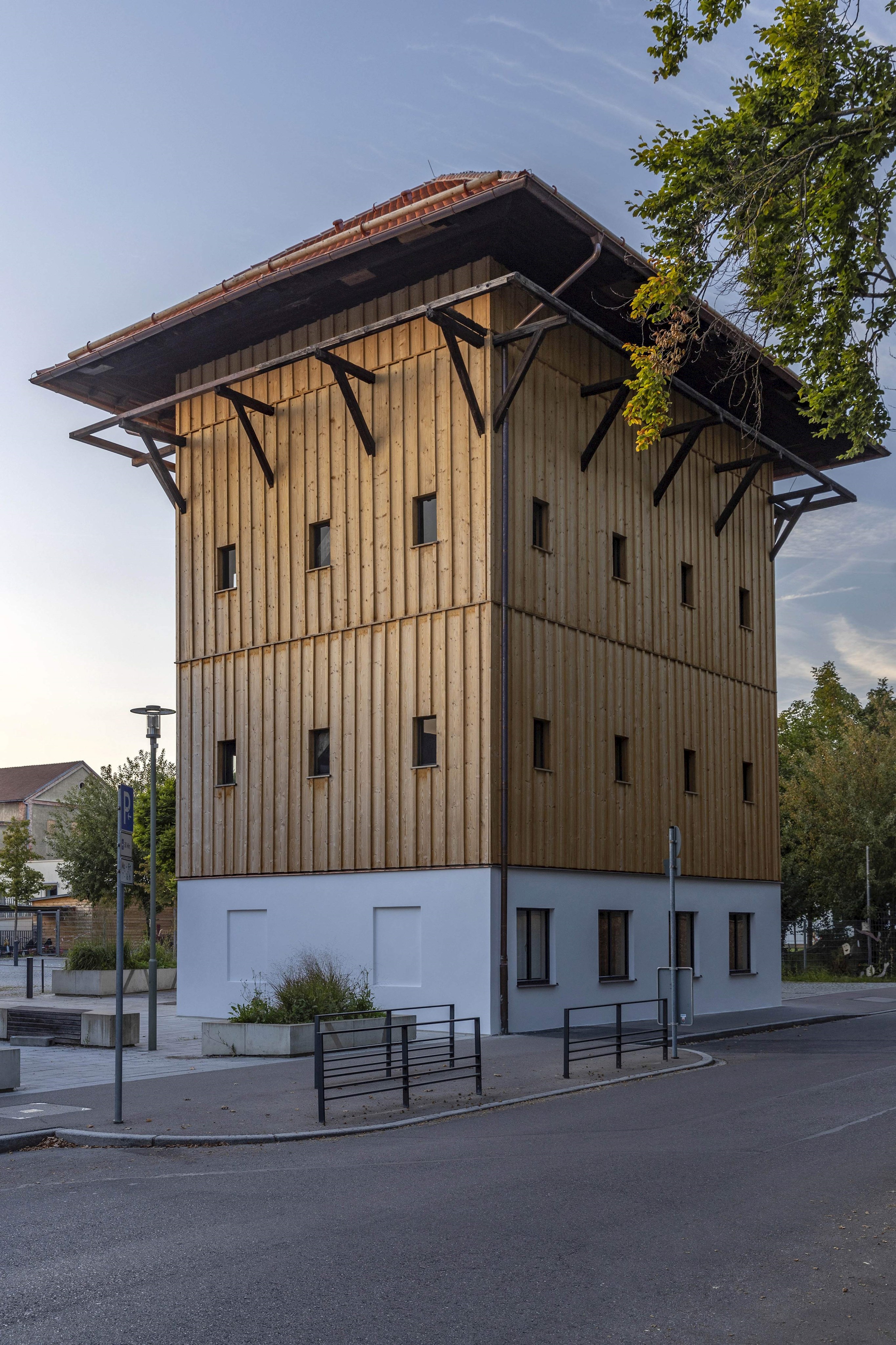Stadt Augsburg erhält Denkmalpreis für die denkmalpflegerische Sanierung des Färberturms.